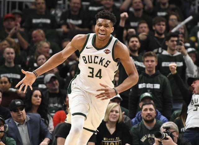 中脱颖而出 中脱颖而出