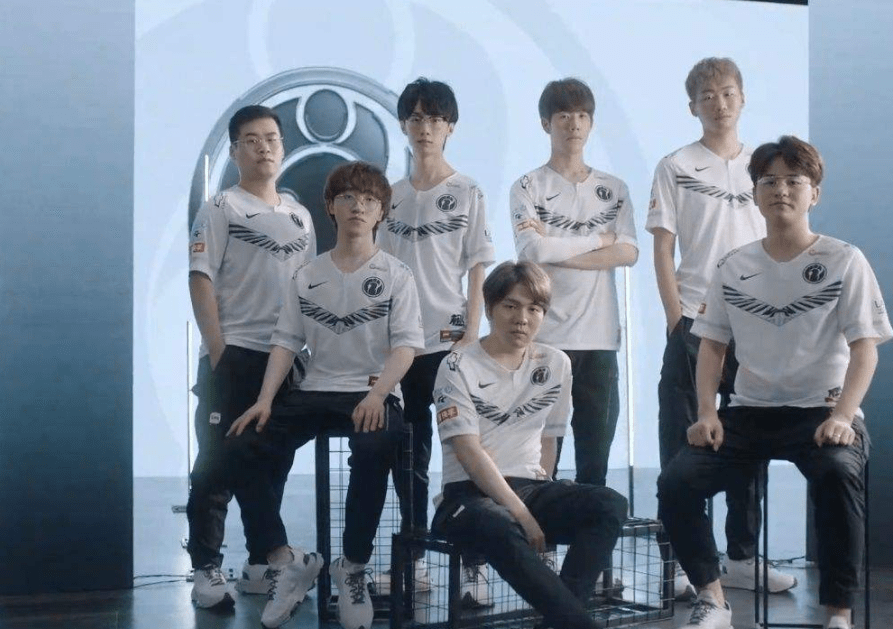 其高水平的 其高水平的