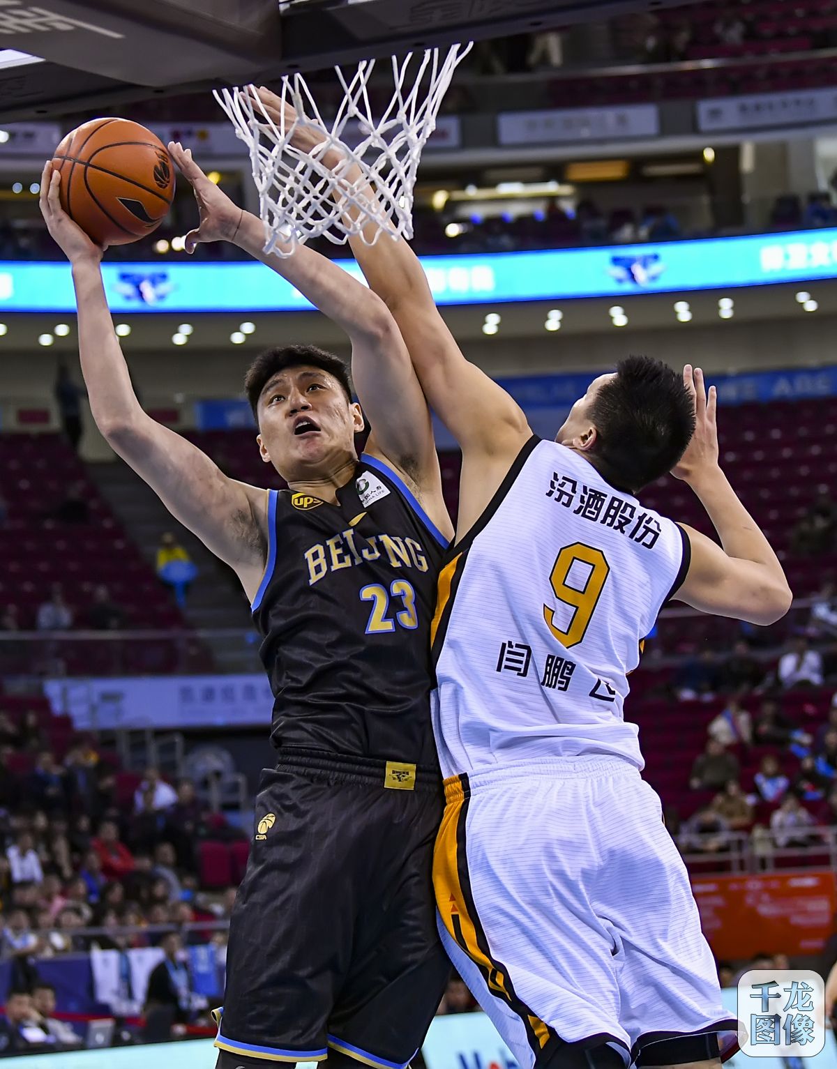 受着来自各 受着来自各