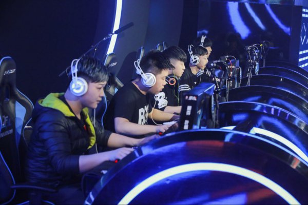 行一场势均 行一场势均